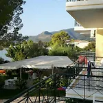 Ξενοδοχείο με διαμερίσματα Coralli Beach Studios- Νυδρί