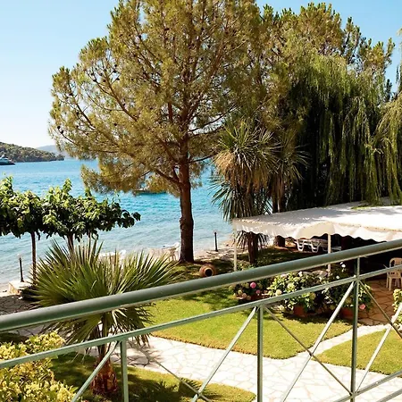 Aparthotel Coralli Beach Studios-