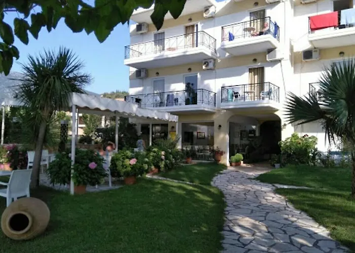 Apartmanhotel Coralli Beach Studios- Nidrí