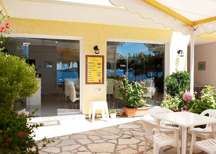 Coralli Beach Studios- *