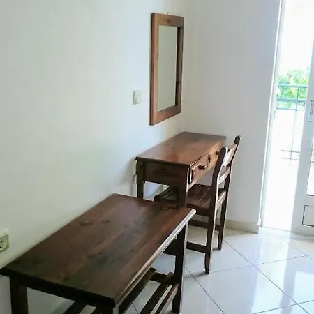 Coralli Beach Studios- Aparthotel *