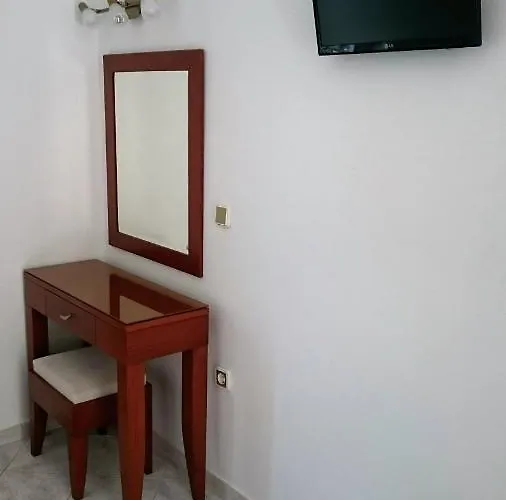 Coralli Beach Studios- *